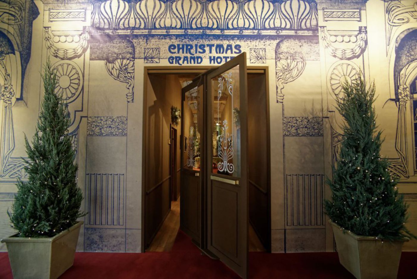 Christmas Grand Hotel